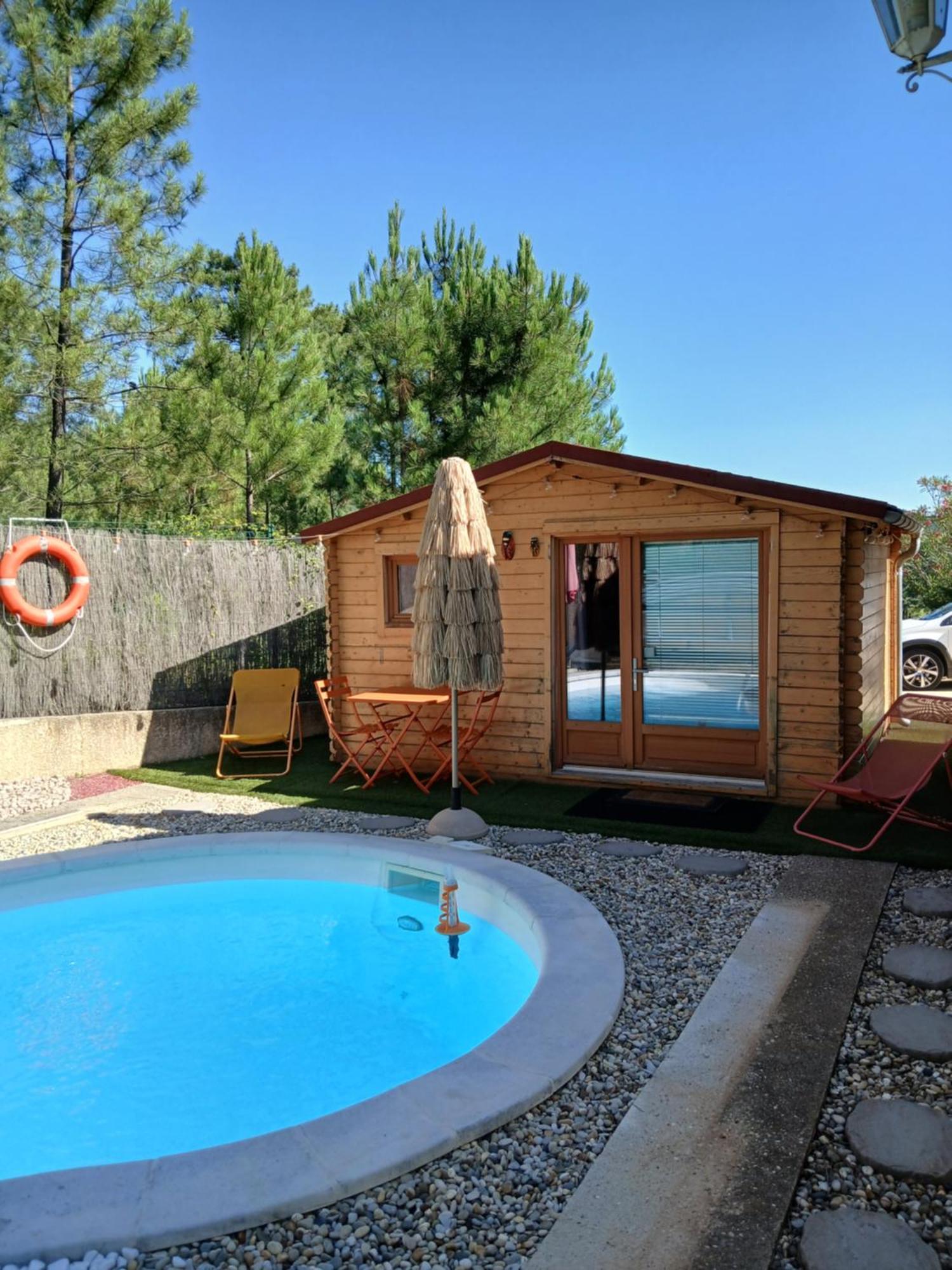 Chalet Charmant Avec Piscine Mercuer Buitenkant foto